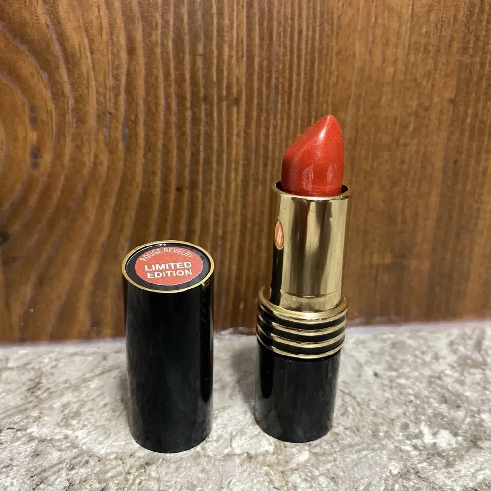 Revlon Super Lustrous Lipstick ROUGE REVELRY Limited. Original Formula